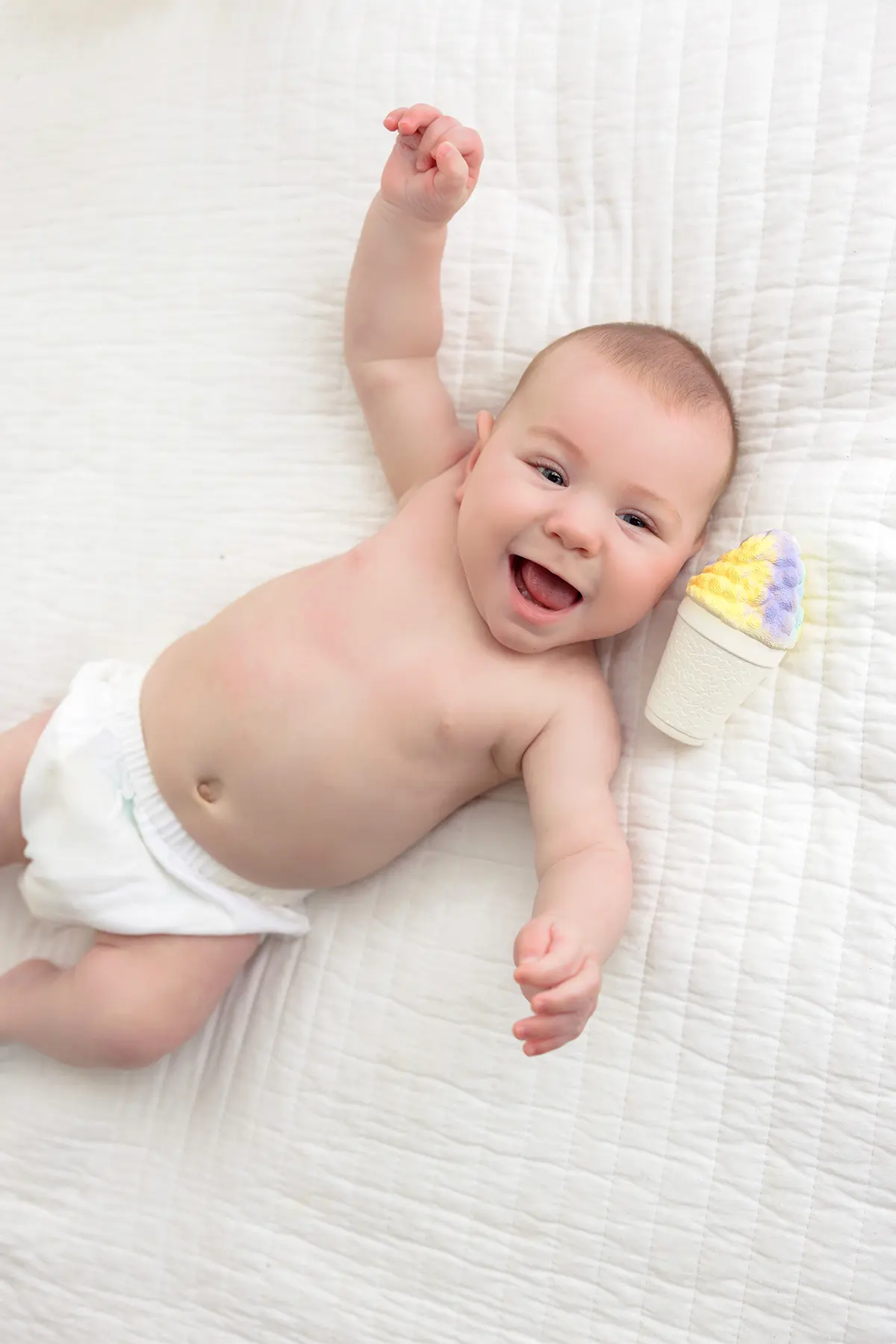 Just Chillin' Snoball Bath Toy & Baby Teether by Nola Tawk, Southern lifestyle apparel detail photo 3