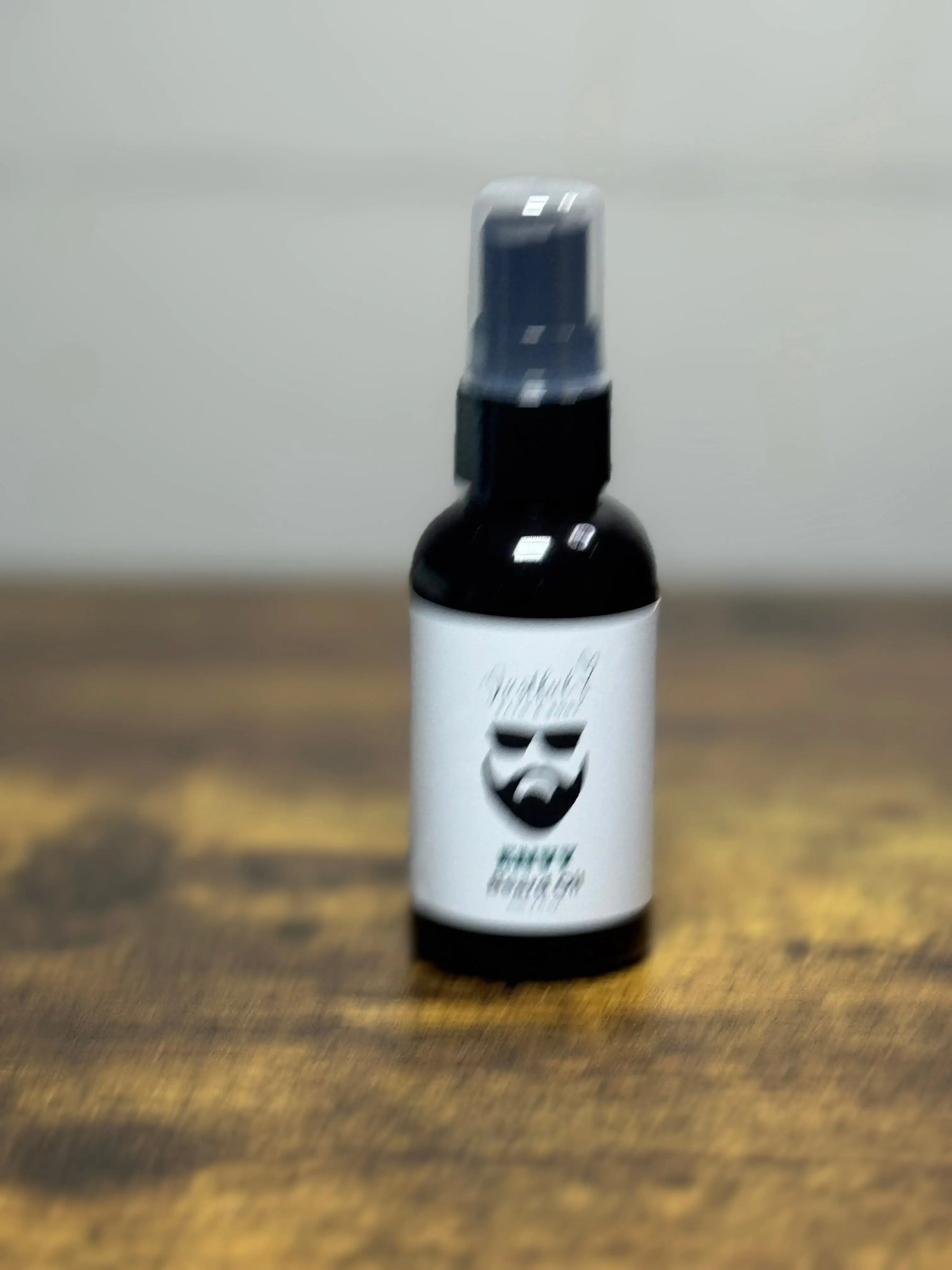 Lustful Beard Oil by Lustful Bath, LLC, natural skincare detail photo 3