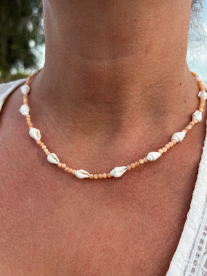 Praia Necklace by HALT, handmade jewelry detail photo 2