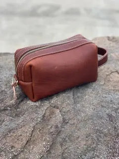 Regular Dop's by Kw Leatherworks, handmade leather goods detail photo 7