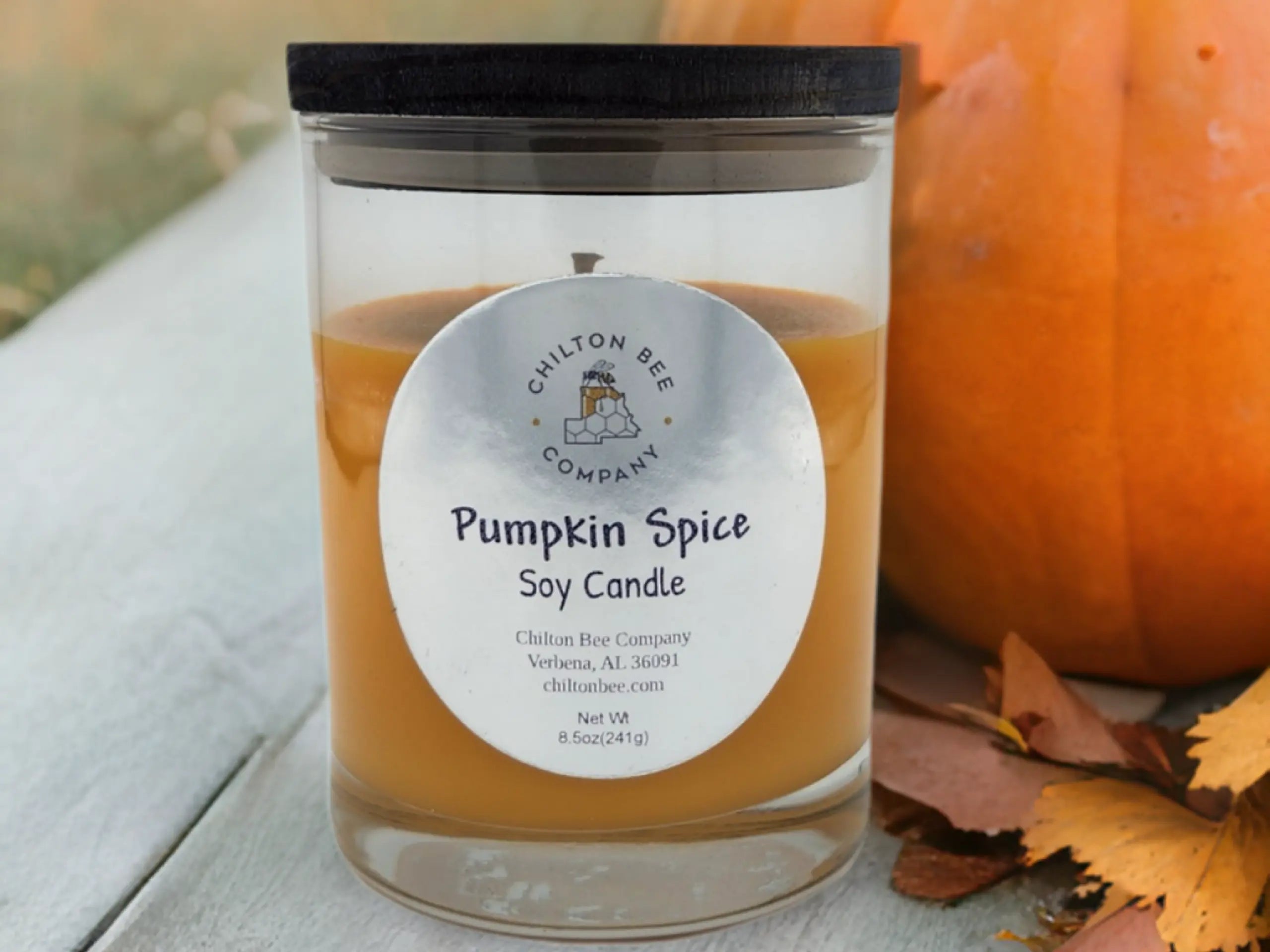 Single Wick Soy Candle by Chilton Bee Company, scented candle detail photo 3