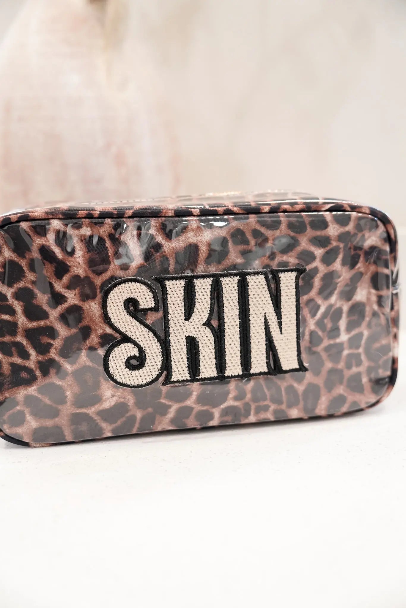 Skin - Leopard Clear Coat Large Bag by KenzKustomz, handmade leather goods detail photo 3