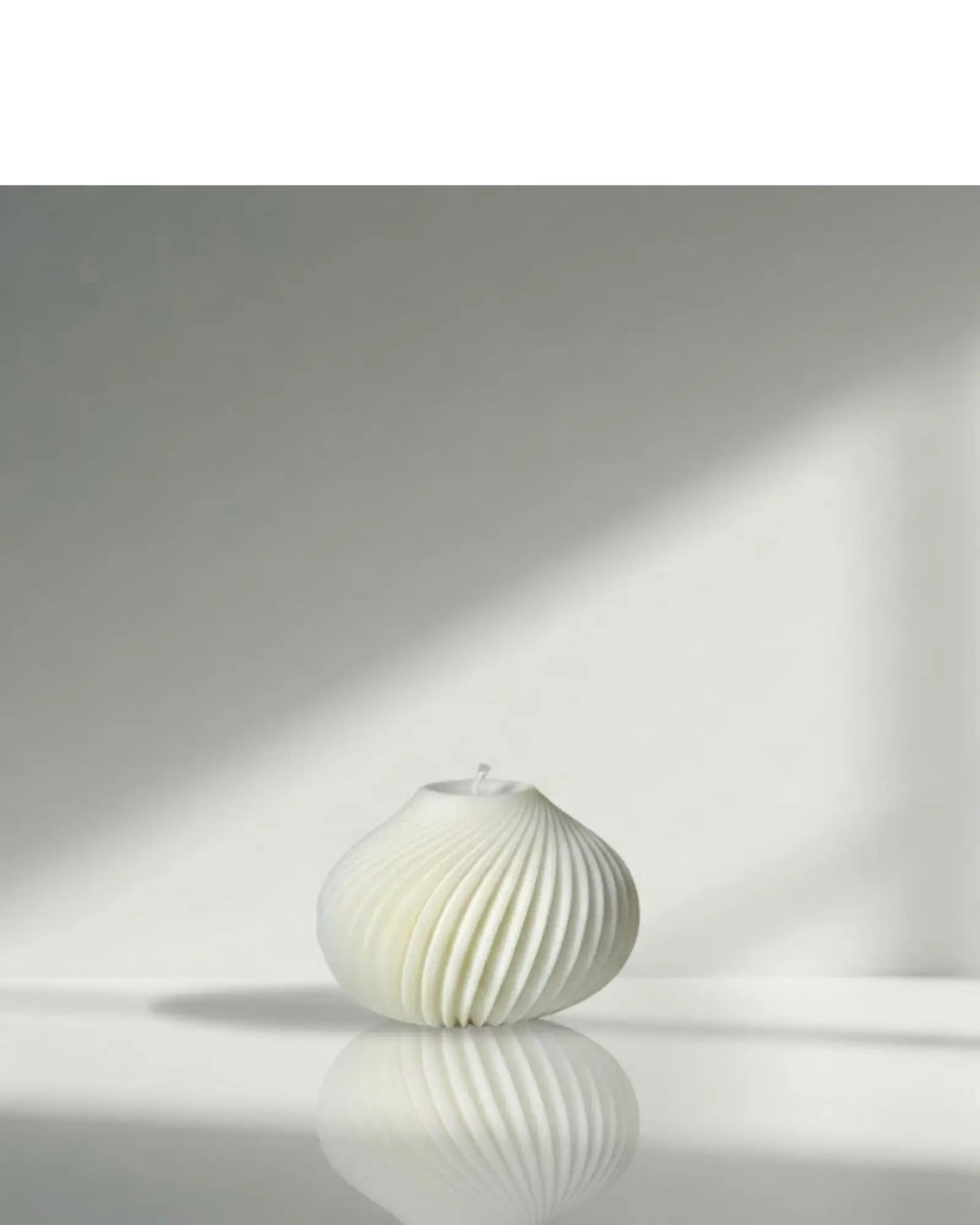Spiral Candle by Believe Candle, scented candle main product photo