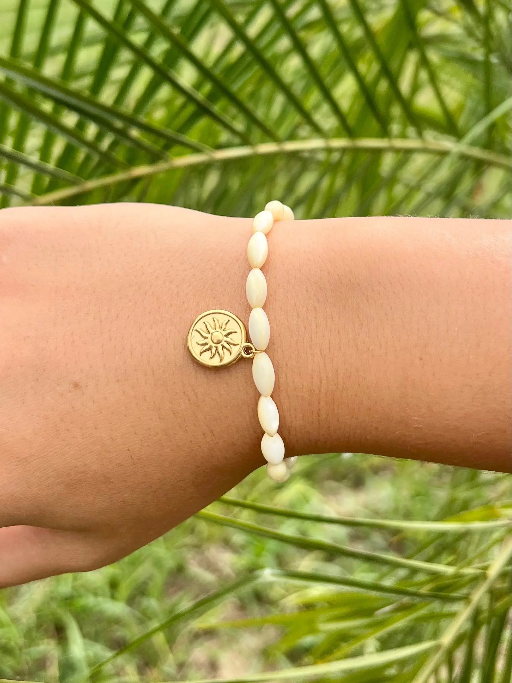 Sunbeam Bracelet by HALT, handmade jewelry detail photo 2
