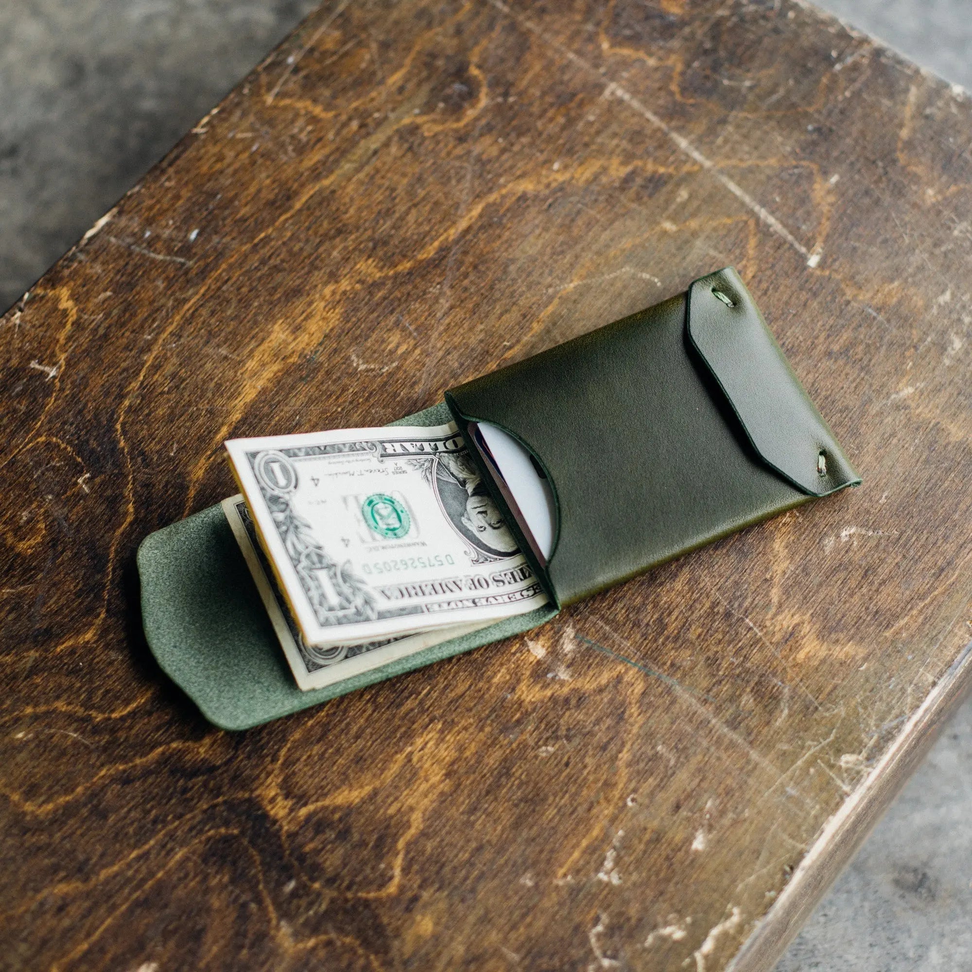 The Archer by Harland Handmade USA, handmade leather goods detail photo 2