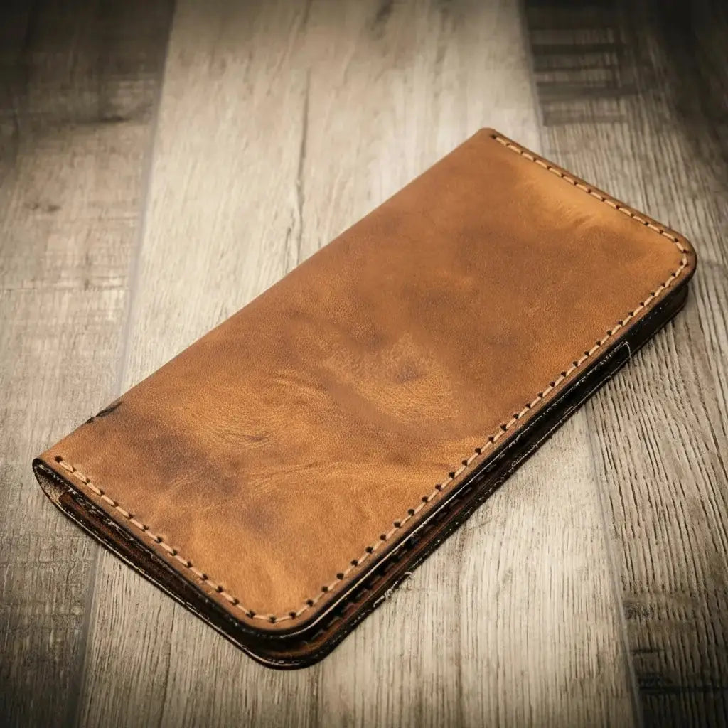 The Houstonian Long Wallet by Bull Sheath Leather, handmade leather goods detail photo 2