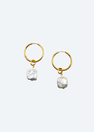 The Knoxville Freshwater Pearl Hoop Earrings by London Crafted