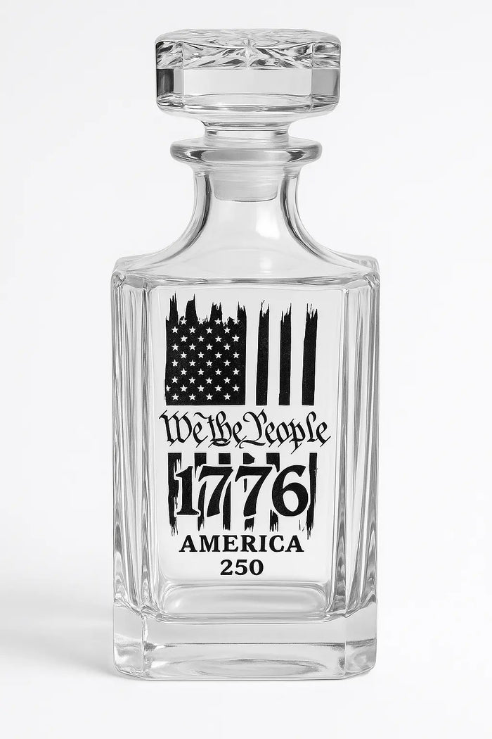 Whiskey/ Bourbon Decanter with 2 glasses (Free Customization) 750 ml