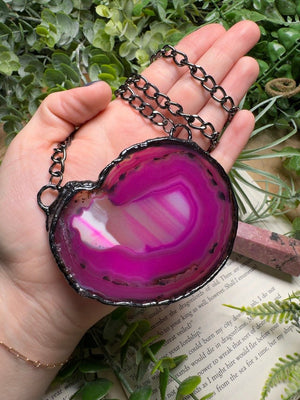 Agate Slice Statement Necklace detail view by Copper Ashes
