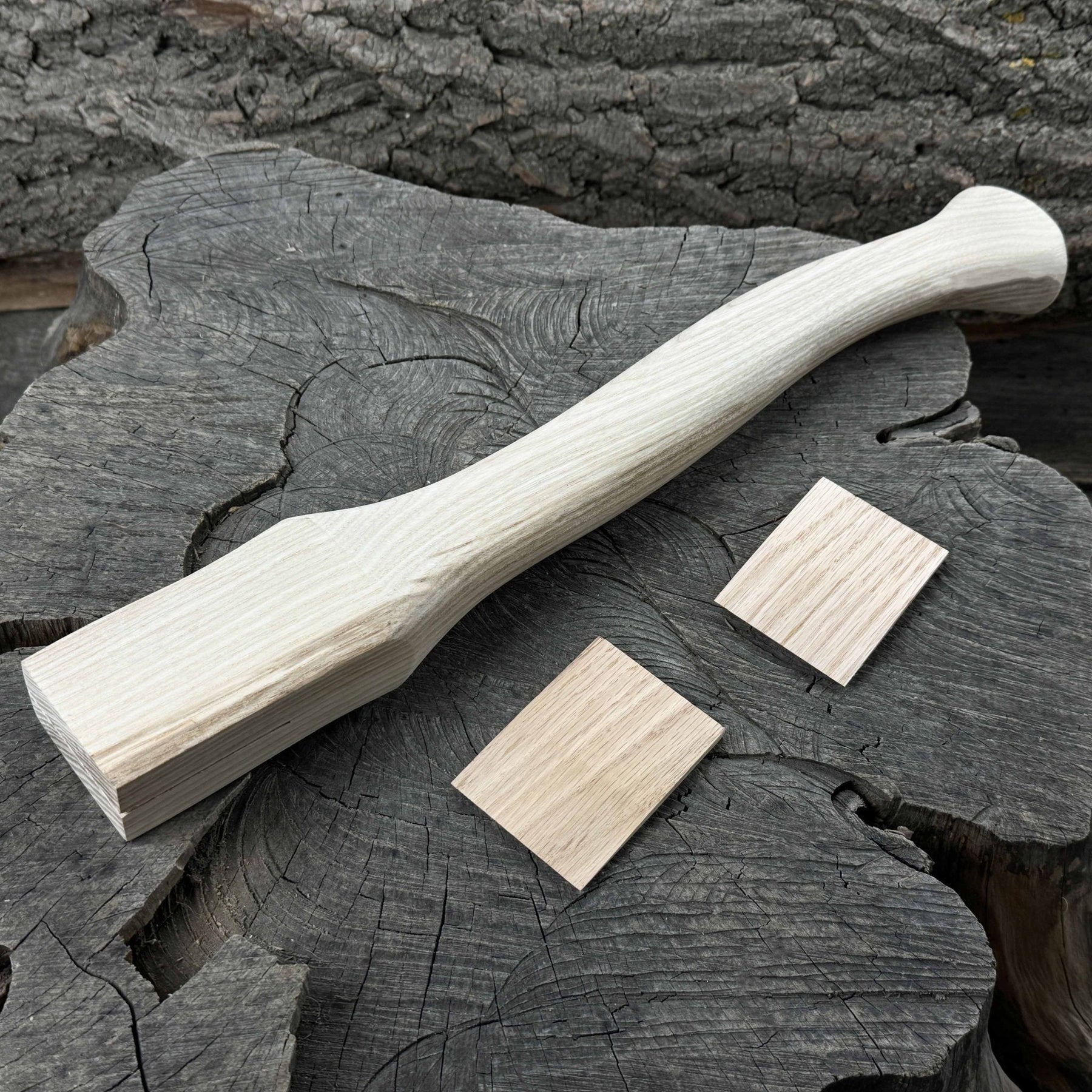 Ash Wood Axe Handle with Red Oak Wedges, 42 cm (16.54 in) detail view by Sharky Forged Steel Tools