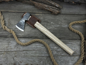Bushcraft Axe – Camping Hatchet 0.74 kg 1.63 lb detail view by Sharky Forged Steel Tools