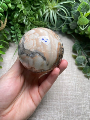 Calcite Mix Sphere detail view by Copper Ashes