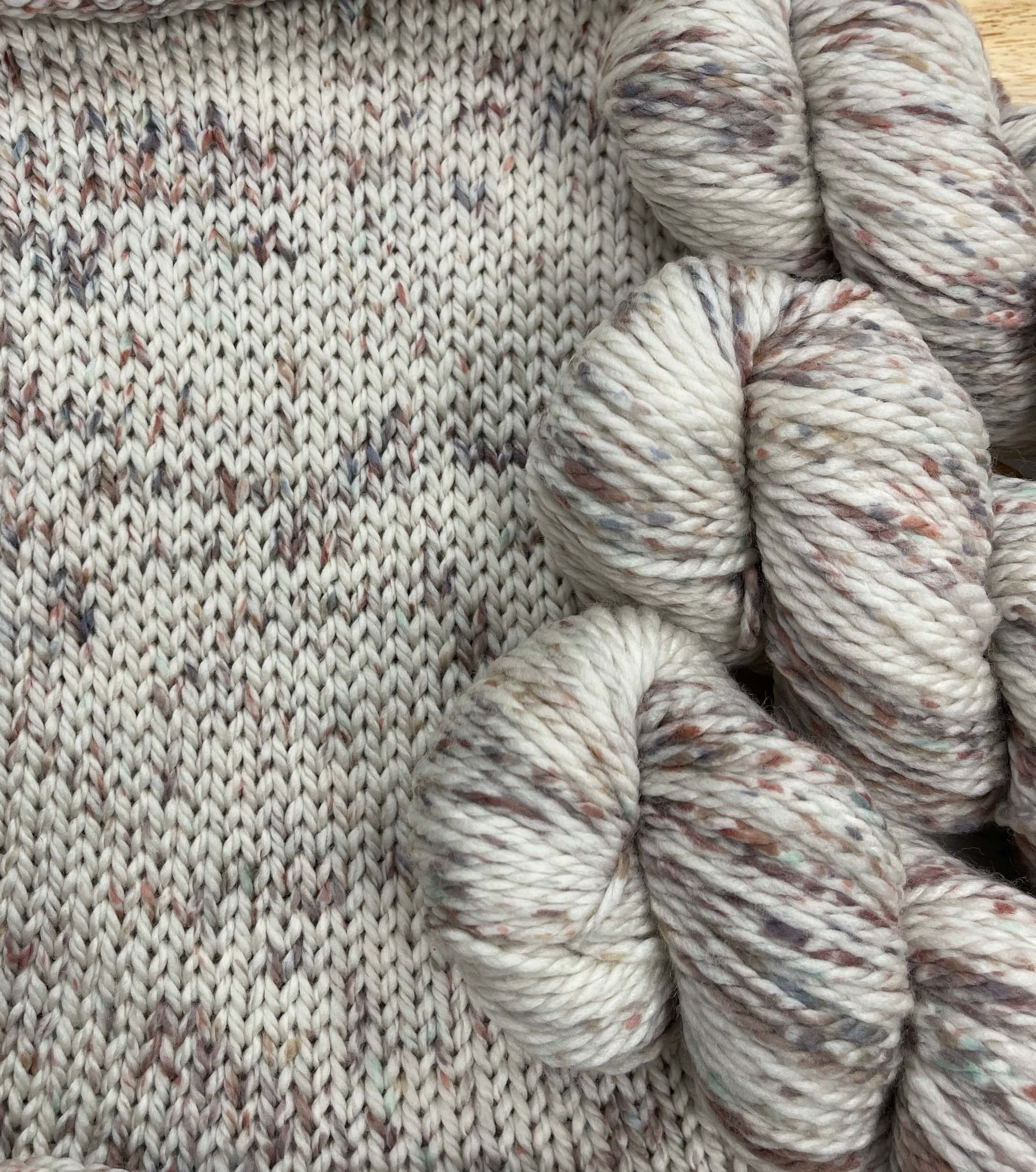 Cascade 128 Superwash detail view 9 by Mountaintop Yarn