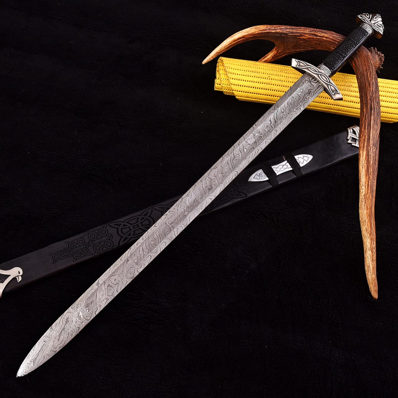 Northmen Viking Sword with Damascus Blade and Beast Head Chape by Divine Knives