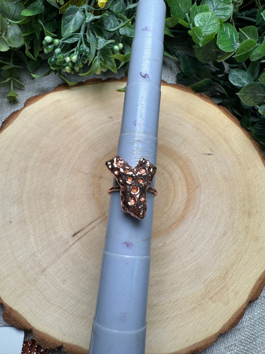 Coral Ring Size 7 detail view by Copper Ashes