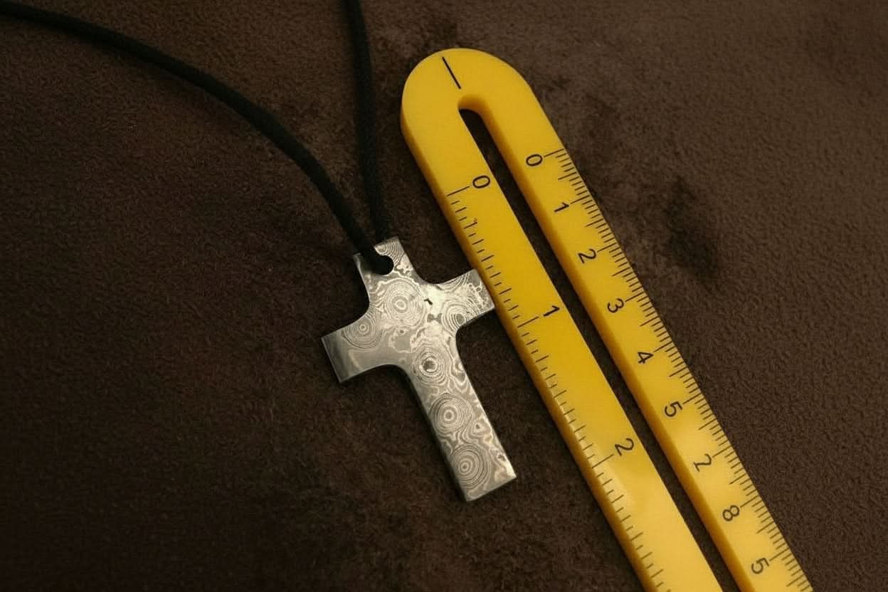 Custom Handmade Damascus steel Viking pendant /Thor Hammer Pendant DE-0013 by JW SteelCrafts, handmade jewelry detail photo 3