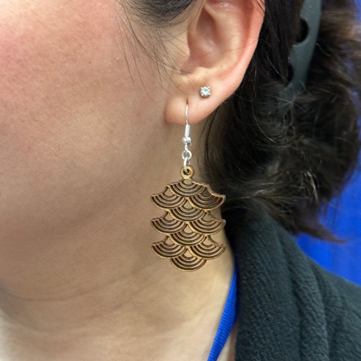 Art Deco Scallop Wooden Earrings | Geometric Vintage Jewelry