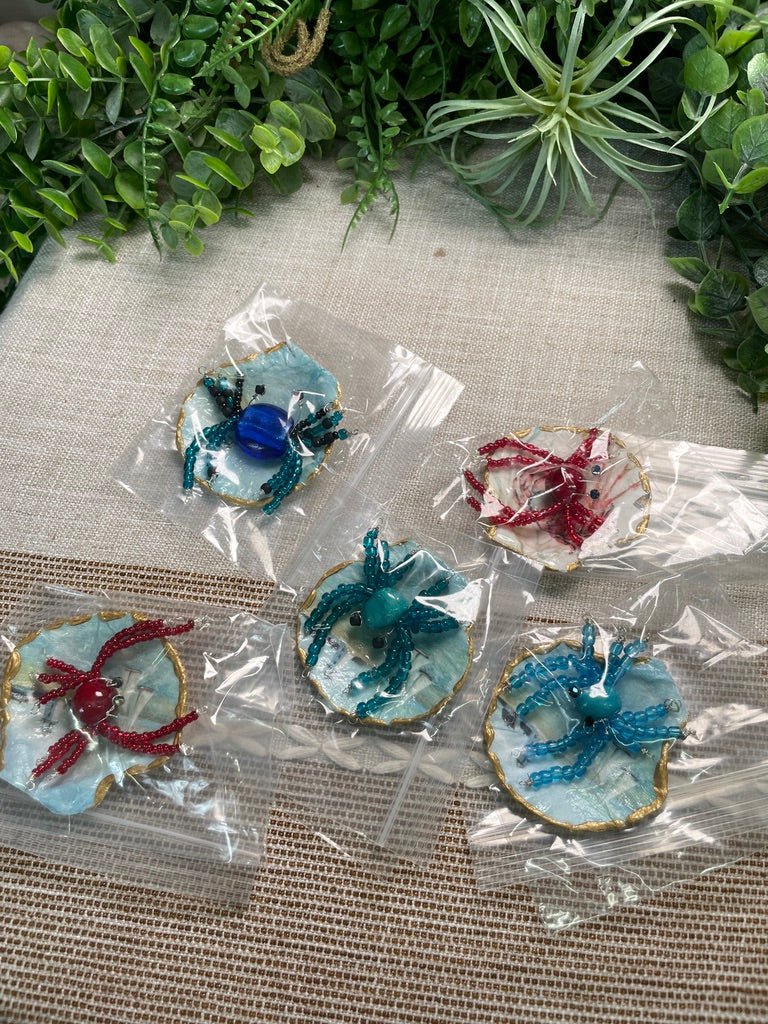 Decoupage Shell and Beaded Crab Set detail view by Copper Ashes