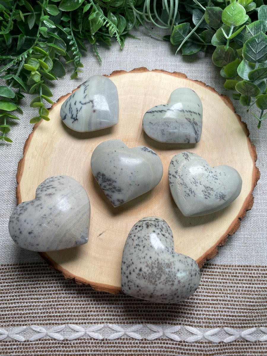 Dendritic Jade Heart by Copper Ashes