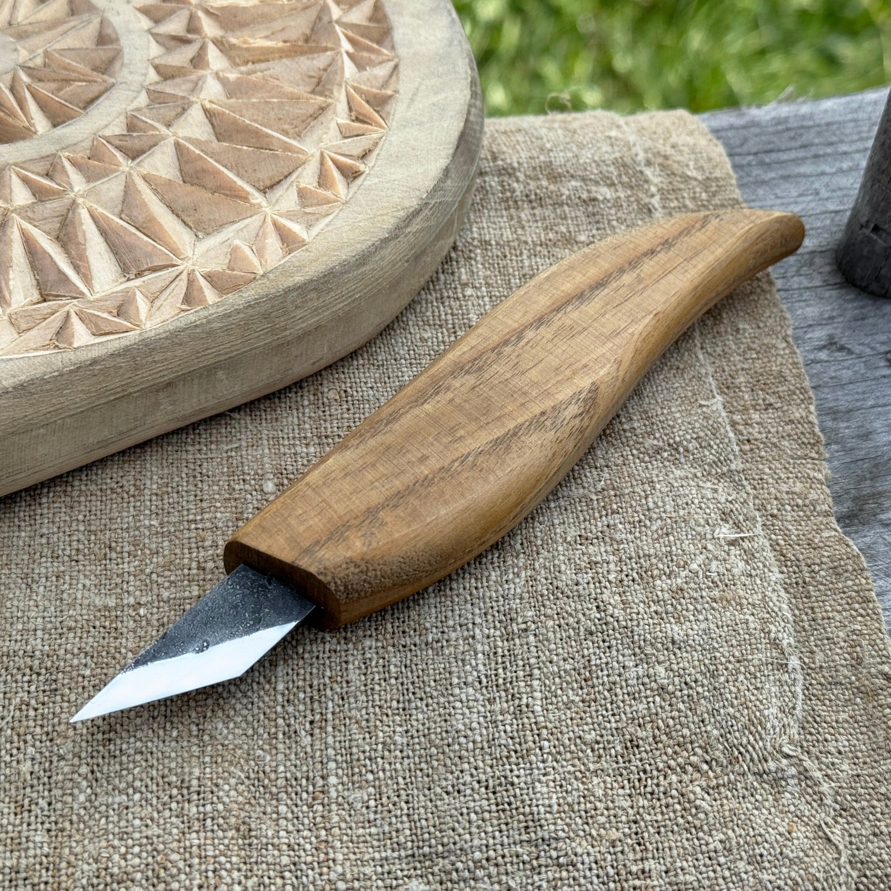 Detail Wood Carving Knife, 2.5 cm (1 inch) by Sharky Forged Steel Tools