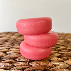 Farmhouse Lather conditioner bar detail image for hair care