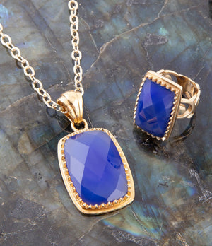 Filigreed Blue Agate Golden Statement Ring detail view by Barse Jewelry