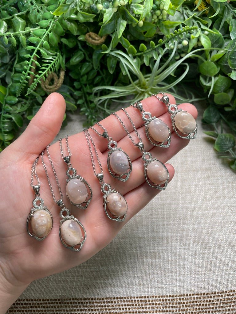Flower Agate Necklace detail view by Copper Ashes