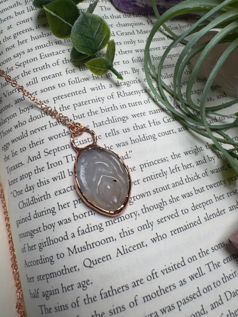 Flower Agate Yoni Necklace detail view by Copper Ashes