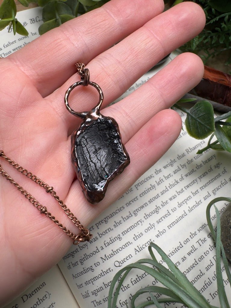 Fossil Necklace detail view by Copper Ashes