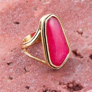 Pink Fuchsia Agate and Golden Abstract Ring detail view by Barse Jewelry