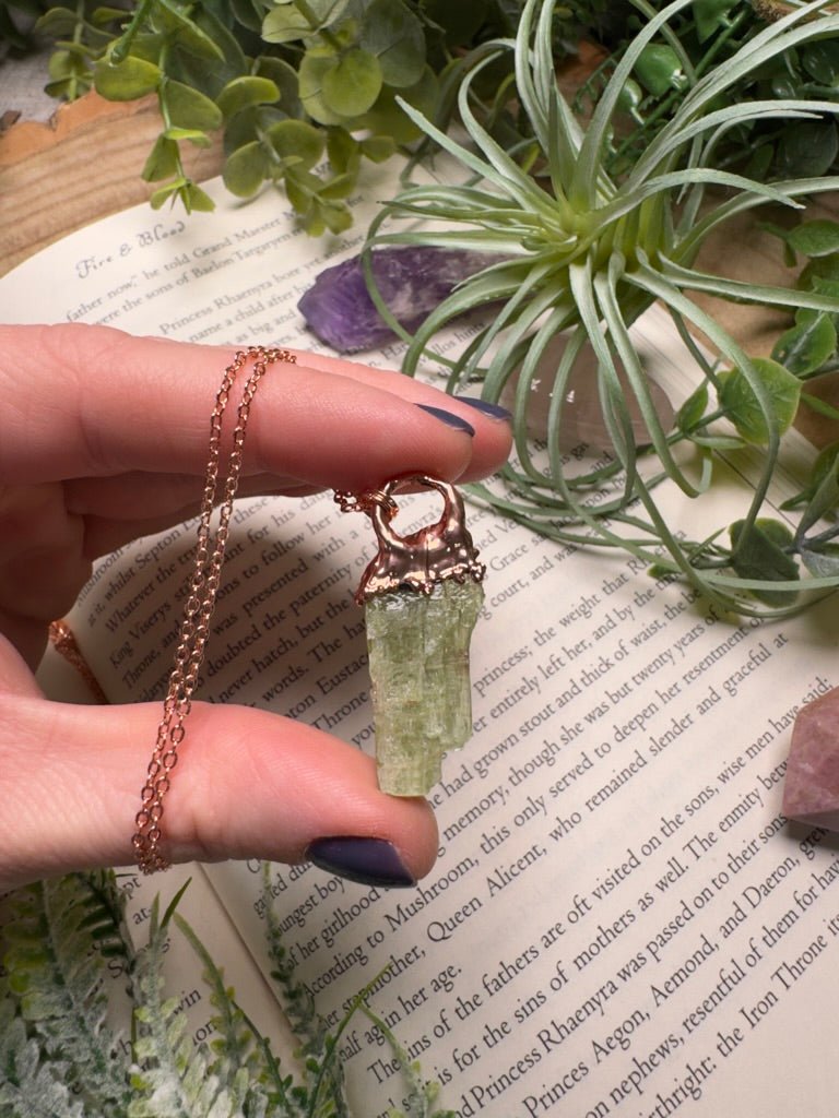 Green Kyanite Necklace detail view by Copper Ashes
