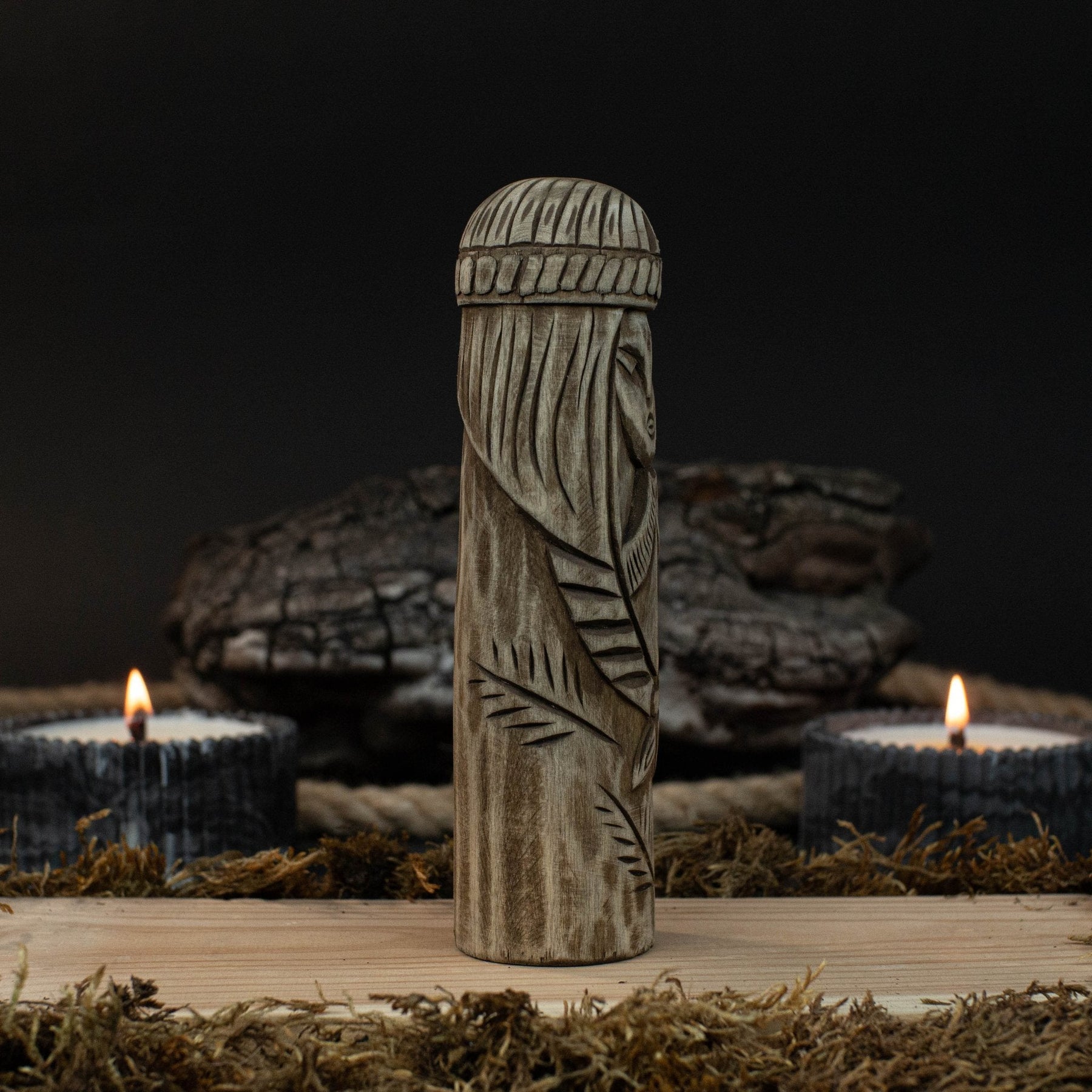 Hand-Carved Freyja Statue – 14 cm (5.7 inch) Wooden Norse Goddess Altar Figurine detail view by Sharky Forged Steel Tools