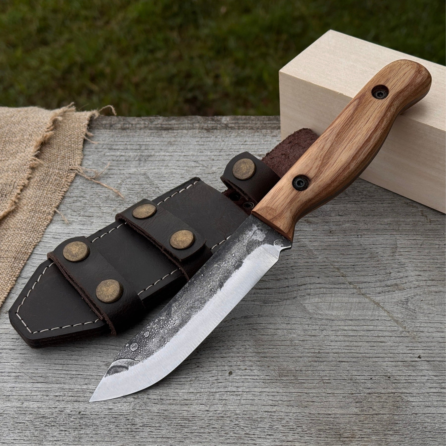 Hand-Forged Bushcraft Knife, 10 cm (3.9 in) Blade with Leather Sheath by Sharky Forged Steel Tools