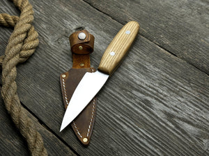 Hand-Forged Bushcraft Knife, 10 cm (3.94 inches) detail view by Sharky Forged Steel Tools