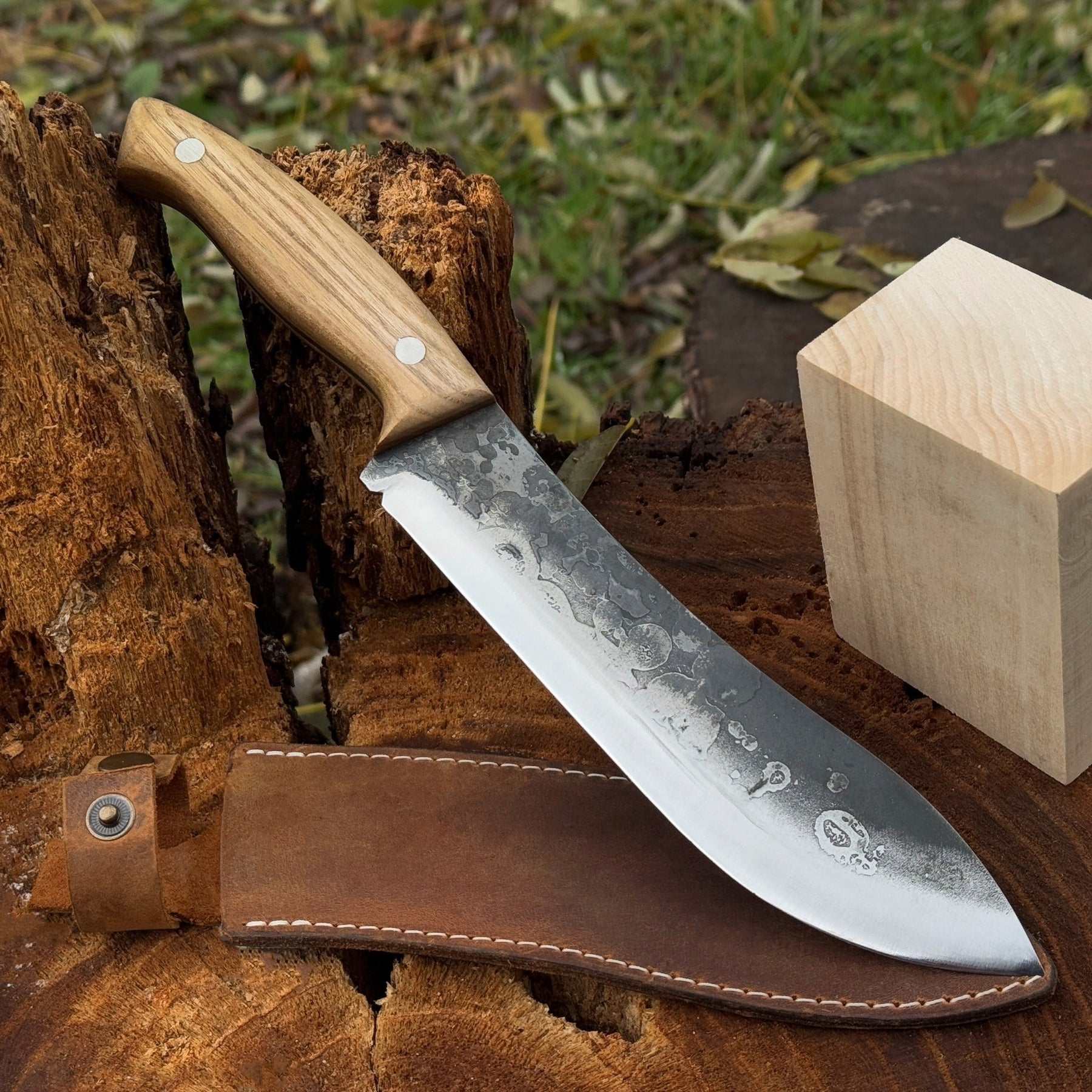 Hand-Forged Bushcraft Knife, 17 cm (6.7 inches) with leather sheath detail view by Sharky Forged Steel Tools