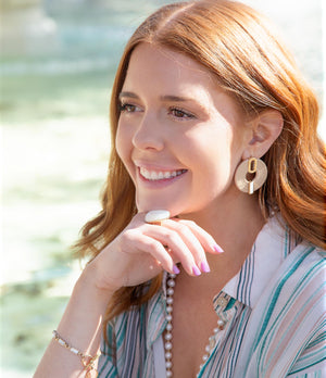 High Class White Mother of Pearl Golden Ring detail view by Barse Jewelry