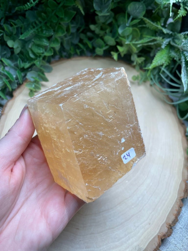 Honey Calcite Cube detail view by Copper Ashes