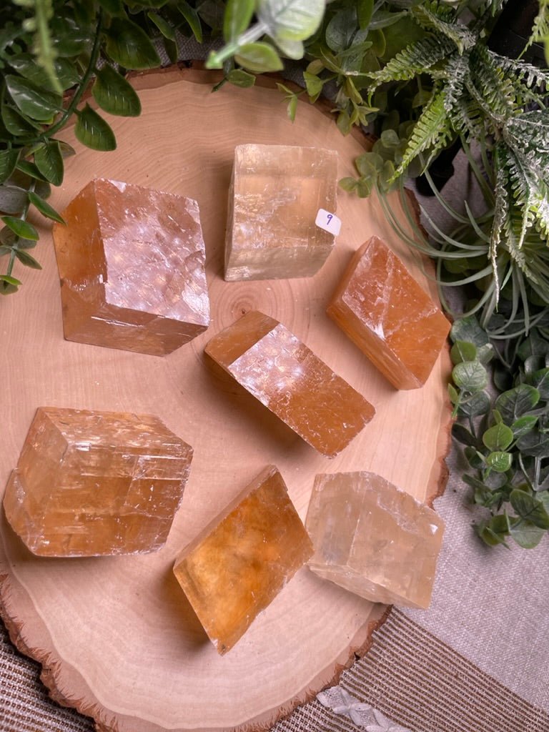 Honey Calcite Cube detail view by Copper Ashes