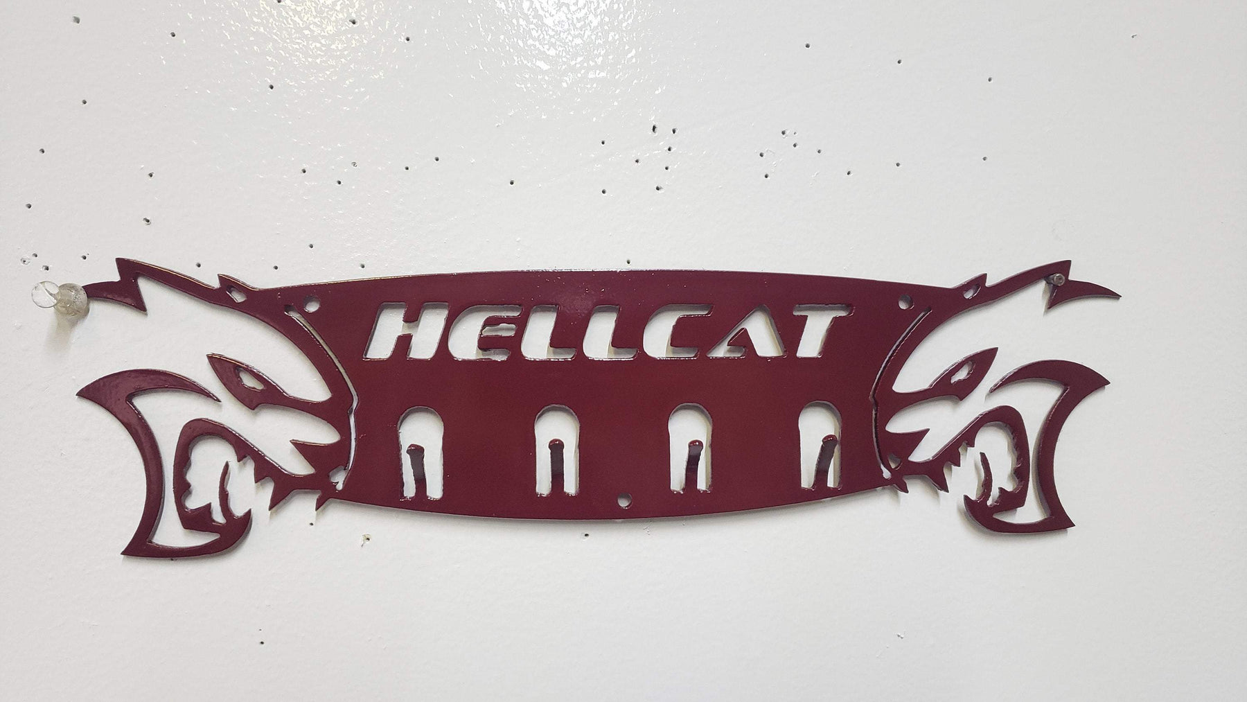 Dodge Hellcat Keychain Rack – Steel Wall Mounted Muscle Car Organizer