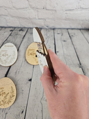 Easter Egg Money Holder detail view by EverLee Creations