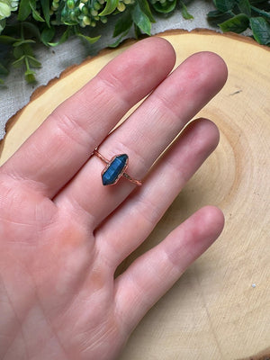 Labradorite Ring Size 7.5 by Copper Ashes