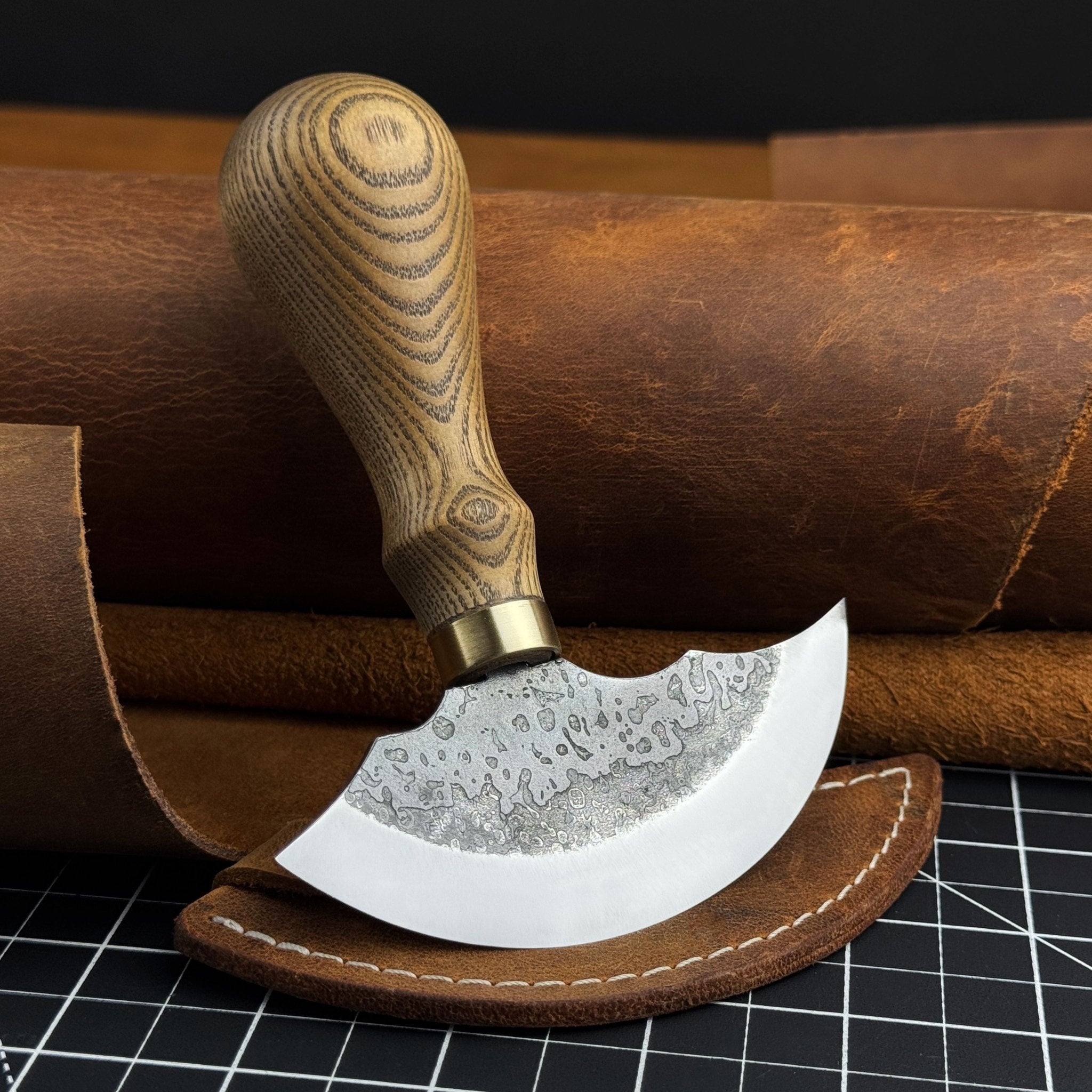 Leather Round Knife, 10 cm (3.9 inches) by Sharky Forged Steel Tools