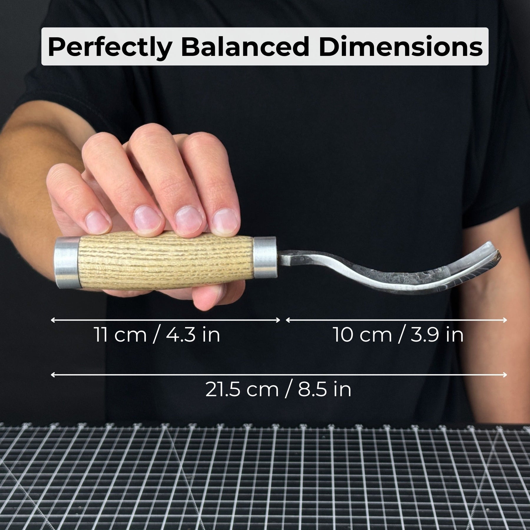 Long Bent (Curved) Gouge, 10 - 45 mm (0.4 - 1.8 inches) detail view by Sharky Forged Steel Tools