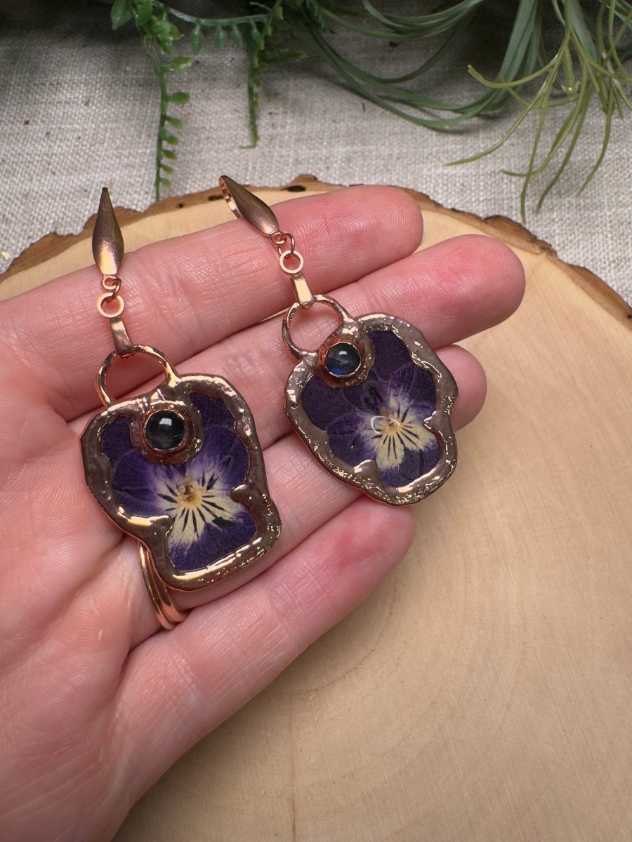 Mossara- Labradorite and Flower Earrings detail view by Copper Ashes