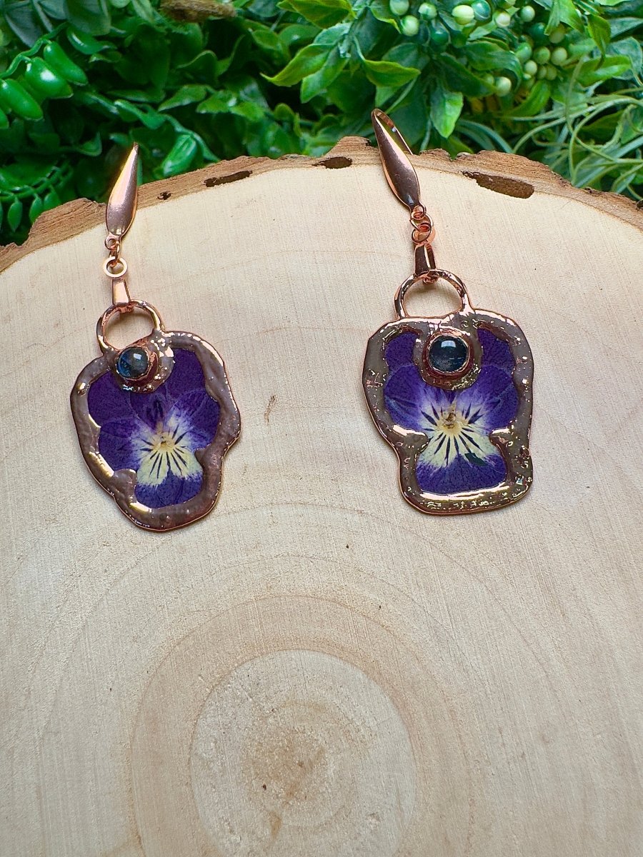 Mossara- Labradorite and Flower Earrings by Copper Ashes
