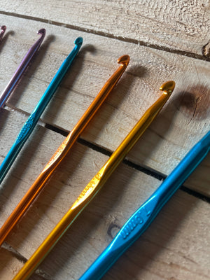 Beginner’s Crochet Hook Set detail view 2 by Mountaintop Yarn