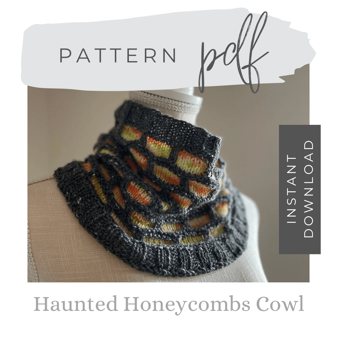 Haunted Honeycombs Cowl Digital Pattern Digital Patterns by Mountaintop Yarn