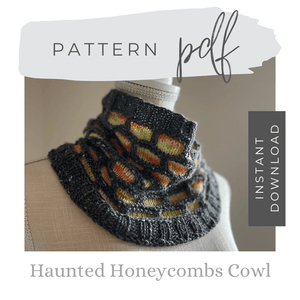 Haunted Honeycombs Cowl Digital Pattern Digital Patterns by Mountaintop Yarn