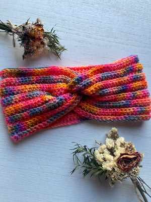Ridge Twist Headband Pattern detail view 9 by Mountaintop Yarn