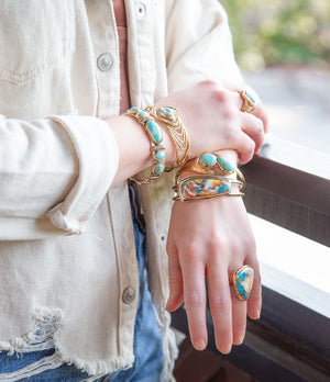 Orange Spiny Oyster and Blue Turquoise Matrix Abstract Golden Ring detail view by Barse Jewelry